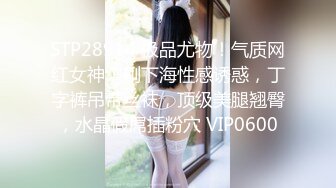 第一健美翘臀肉臀可爱萝莉妹子身材够健康的 还有点壮硕让教练后入翘臀 太有感觉了喜欢健身的妹子 用翘臀砸下来的力道够劲的