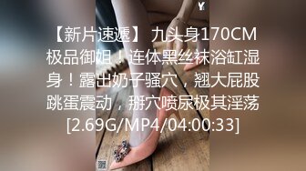 续！★乱伦我想操妈妈★后续2趁着外婆在洗澡进屋狂干老妈20P 1V