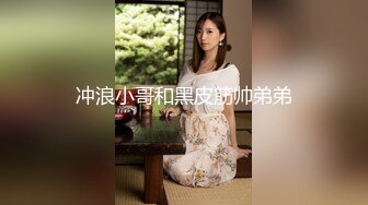 腰细胸大D罩杯高颜值短发妹子全裸自慰扣逼诱惑，脱光光晃动奶子特写掰穴手指扣弄