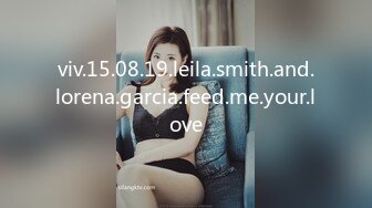 viv.15.08.19.leila.smith.and.lorena.garcia.feed.me.your.love