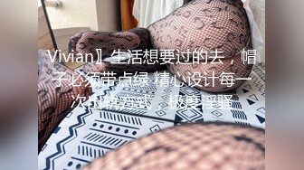 黑丝露脸身材不错的极品女模特伺候大哥激情啪啪，口活棒棒哒，各种体位爆草蹂躏