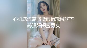 新人御姐【丝袜高跟丝袜】全脱了陪聊 引很多粉丝观看，老色痞们最爱的类型，骚就一个字！