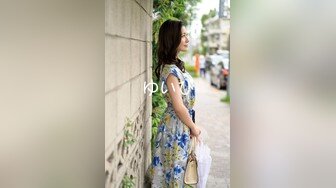 2/12最新 娇小性感的紧身牛仔裤美女被大吊哥口交VIP1196